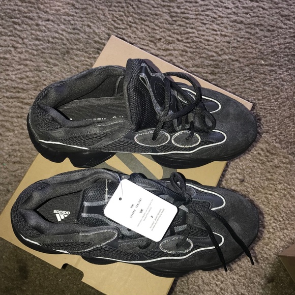Utility Black Yeezy 500s - Picture 6 of 6
